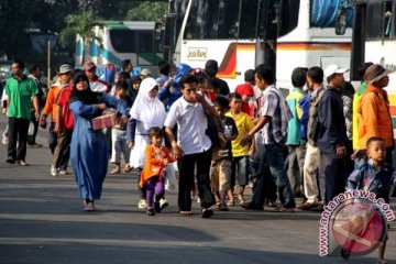  Pada H-2, 11.785 pemudik berangkat dari Kampung Rambutan