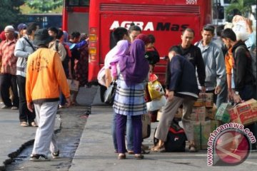 Puncak arus balik di Kampung Rambutan akhir pekan