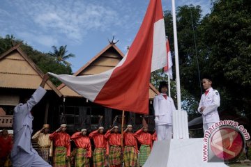 Cuaca sangat panas, upacara kemerdekaan Indonesia di Qatar sore hari