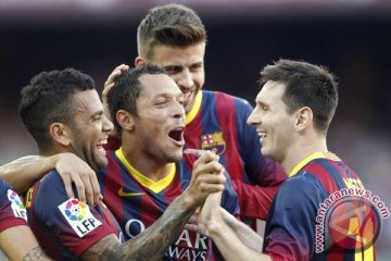 Messi dan Alves antar Barca ke perempatfinal Liga Champions
