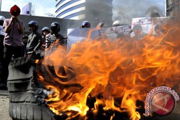 DEMO KORUPSI MOBIL MOKO