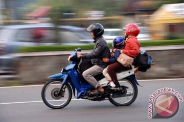 Pemudik Motor Ramaikan Puncak