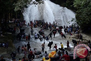 PERMANDIAN ALAM BANTIMURUNG