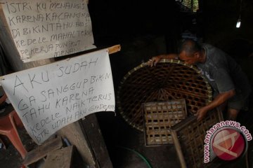 Penjual tahu tempe alih profesi