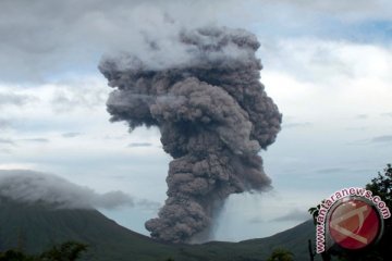 BNPB: Gunung Lokon meletus tiga kali