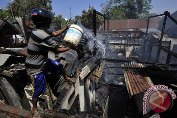 Rumah kos mahasiswa Indonesia nyaris terbakar 