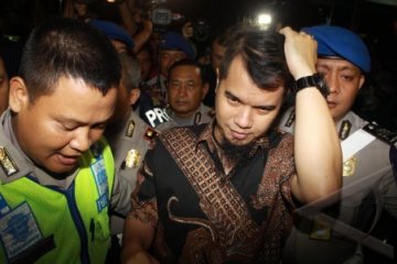Ahmad Dhani ke Polisi