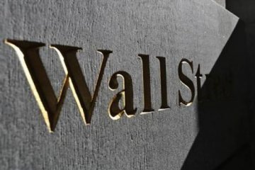 Wall street melonjak didukung data ekonomi positif