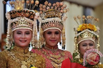 Aceh Besar juara lomba busana adat