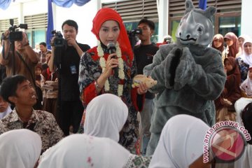 Desy Ratnasari ingin anak Indonesia cintai "game" tradisional