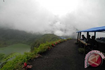 Wisata Gunung Galunggung ditutup sementara