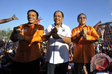 KAMPANYE AKBAR DIA