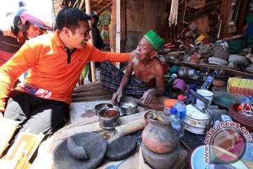 KUNJUNGI PEDAGANG KAKILIMA