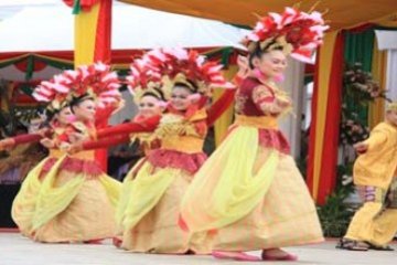 Tari Pembuka/Henky Mohari