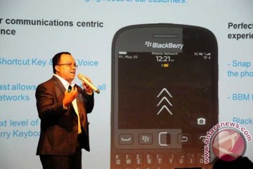 Blackberry 9720 diluncurkan di Indonesia