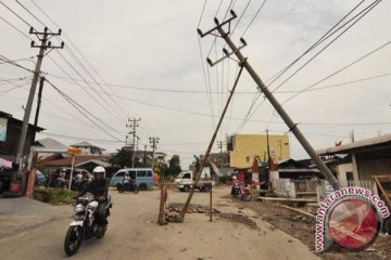 Parit digali, Simalungun gelap gulita