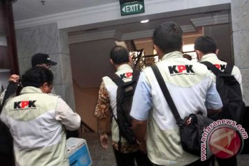 Anggota DPD ajak masyarakat hormati penyidikan KPK