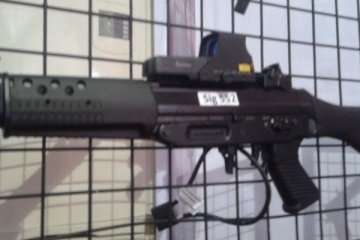 Ada Senapan Sig 552 Kopassus di Pameran Alutsista