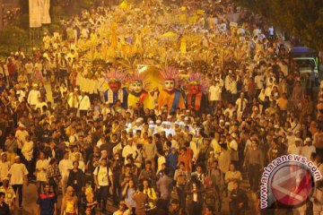 Wisatawan asing kagumi budaya Indonesia di JNRF