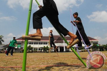 Beragam permainan rakyat meriahkan HUT Pontianak