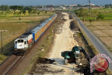 Jalur ganda kereta api selatan beroperasi 2017