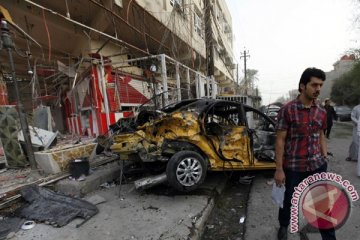Sedikitnya 12 tewas dalam serangan dua bom mobil di Baghdad