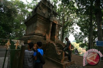 Seratus personel Brimob amankan wisata selatan Garut dari tawuran, kecelakaan laut