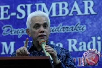 Jajak : Hatta urutan pertama pilihan pembaca