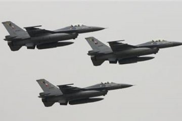 Jet tempur F-16 turki cegat pesawat Suriah