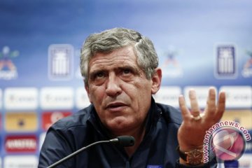 Santos tinggalkan Yunani setelah Piala Dunia