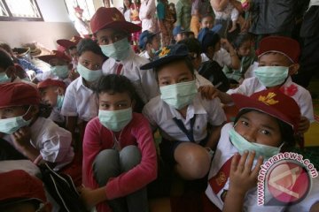 Pengungsi Sinabung nikah di lokasi penampungan