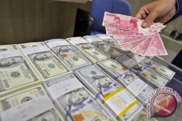 Kurs rupiah melemah jadi Rp12.154 per dolar