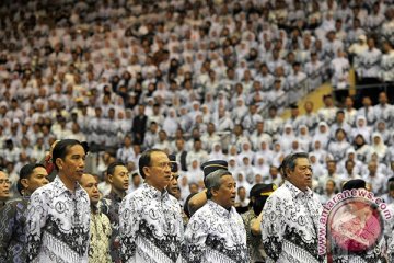 Hari Guru Nasional 2013: Presiden serahkan penghargaan Satya Lencana Pendidikan