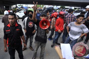 DEMO KORUPSI PILKADA MAMASA