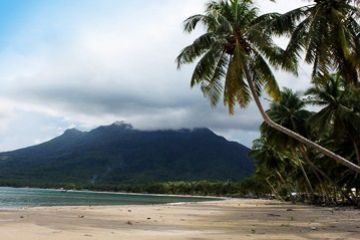 Pantai Tanjung/Evy R. Syamsir