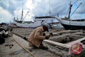 PERBAIKAN DERMAGA PAOTERE