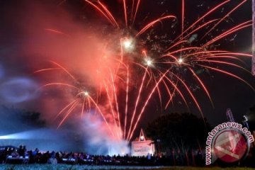 Pemkot Surakarta tiadakan pesta kembang api