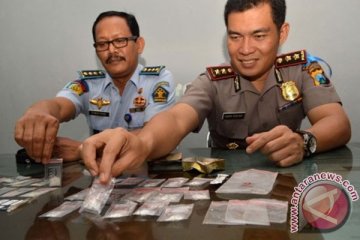 Pedagang bakso jual narkoba ditangkap