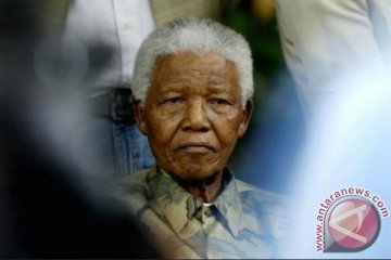 Selebritis dunia ratapi kepergian Nelson Mandela
