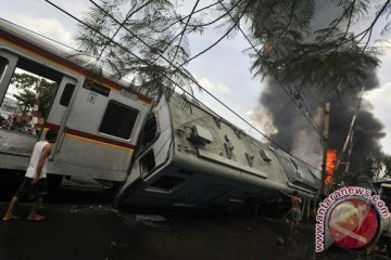 Keluarga korban KRL minta jenazah dipulangkan