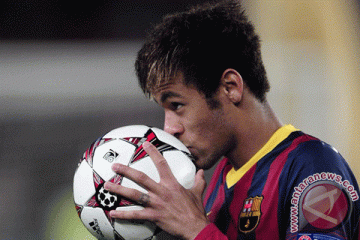 Neymar keluar lapangan karena cedera pergelangan kaki 