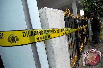 Densus 88 geledah rumah di Lamongan