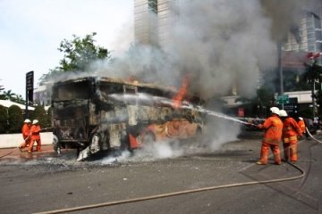Bus Terbakar