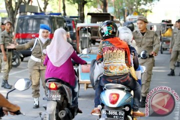 Polisi kawal tegaknya syariat Islam di Aceh Barat