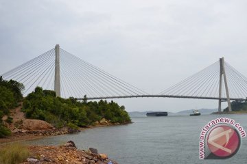 Warga pesisir minta ada trayek bus ke pulau utama