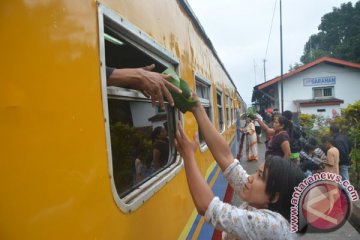 Lebaran masih jauh, tiket kereta sudah habis