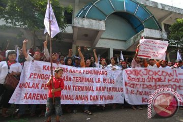 Kapan penutupan terminal AKAP Lebak Bulus?