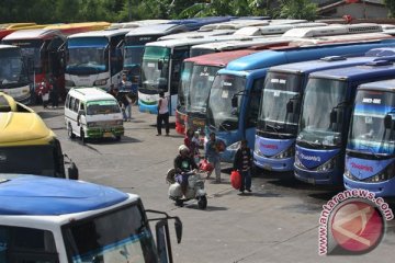 Tarif bus dari Bandung turun dibandingkan lebaran 2014