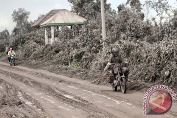 Sinabung erupsi 21 kali Selasa siang