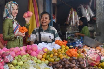 Angel Lelga blusukan ke Pasar Kartasura